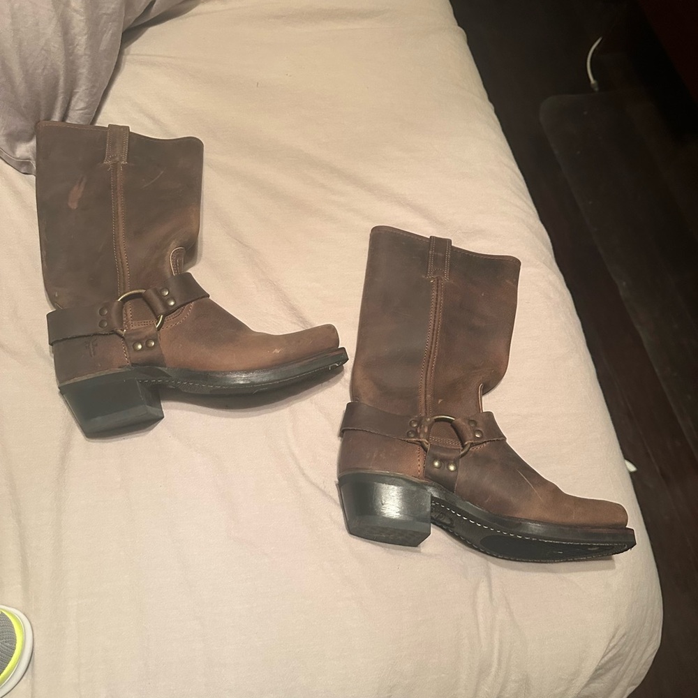 Frye Dark Brown woman’s Leather Western Boots